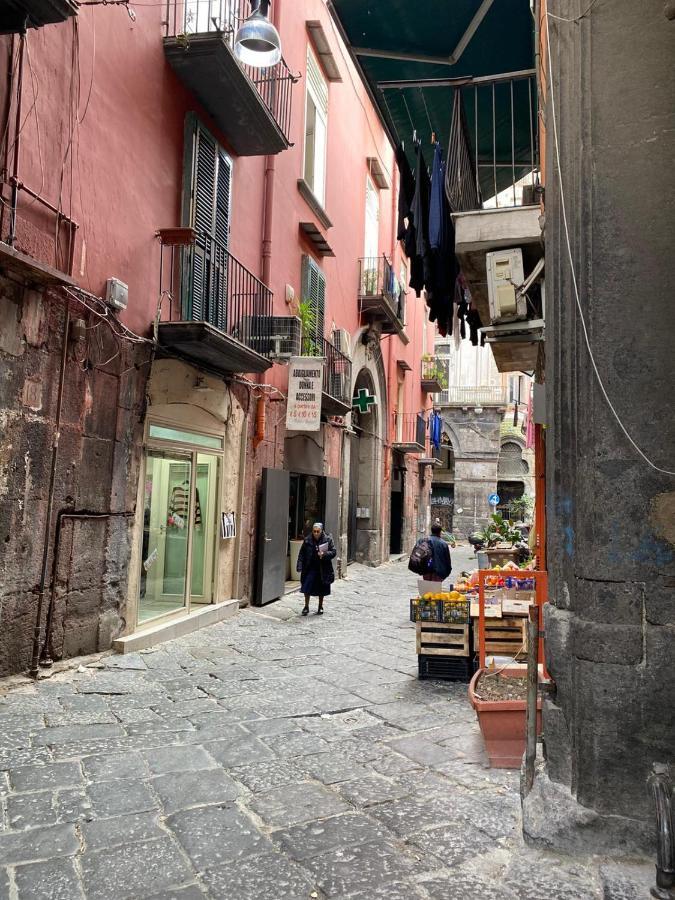 Tribunali apartments Napoli Bagian luar foto