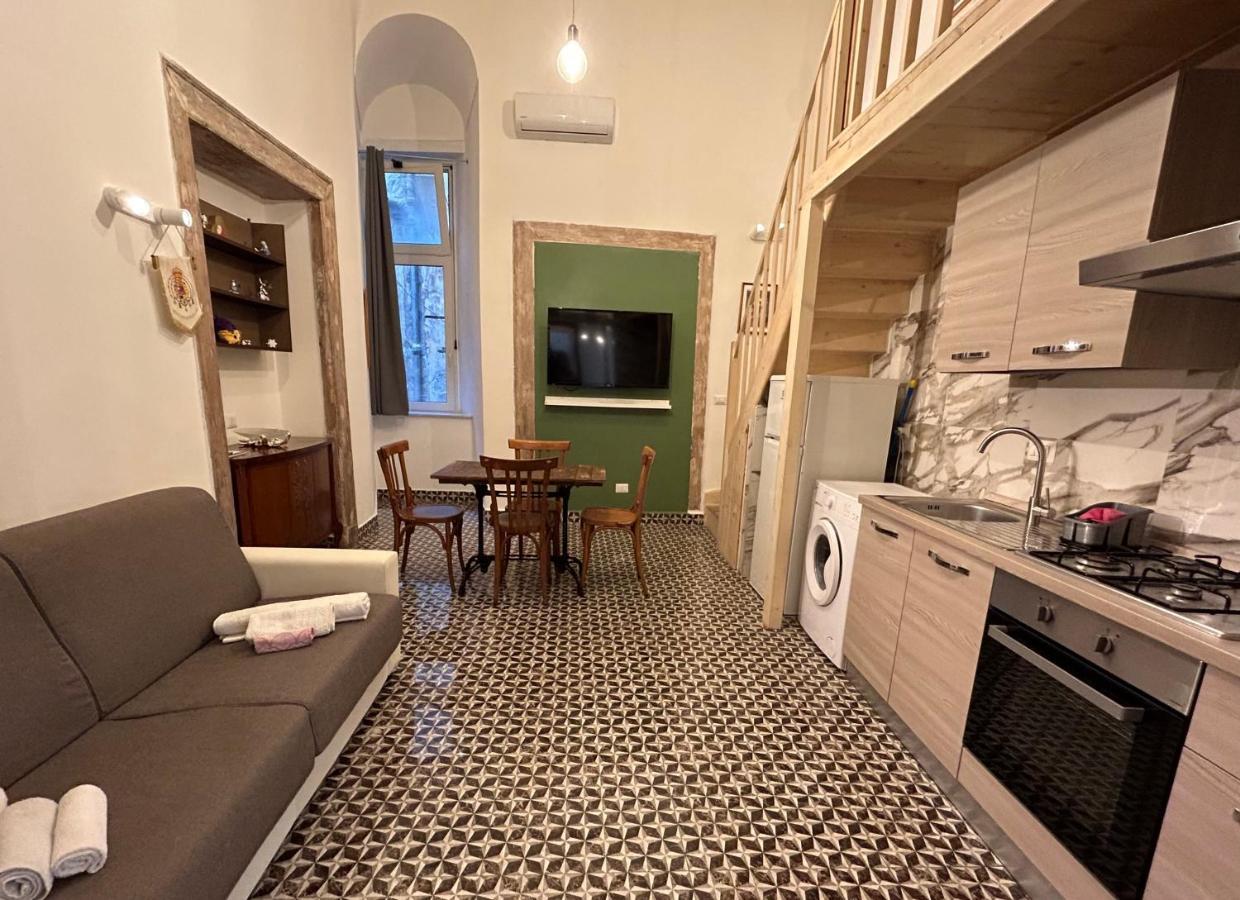 Tribunali apartments Napoli Bagian luar foto